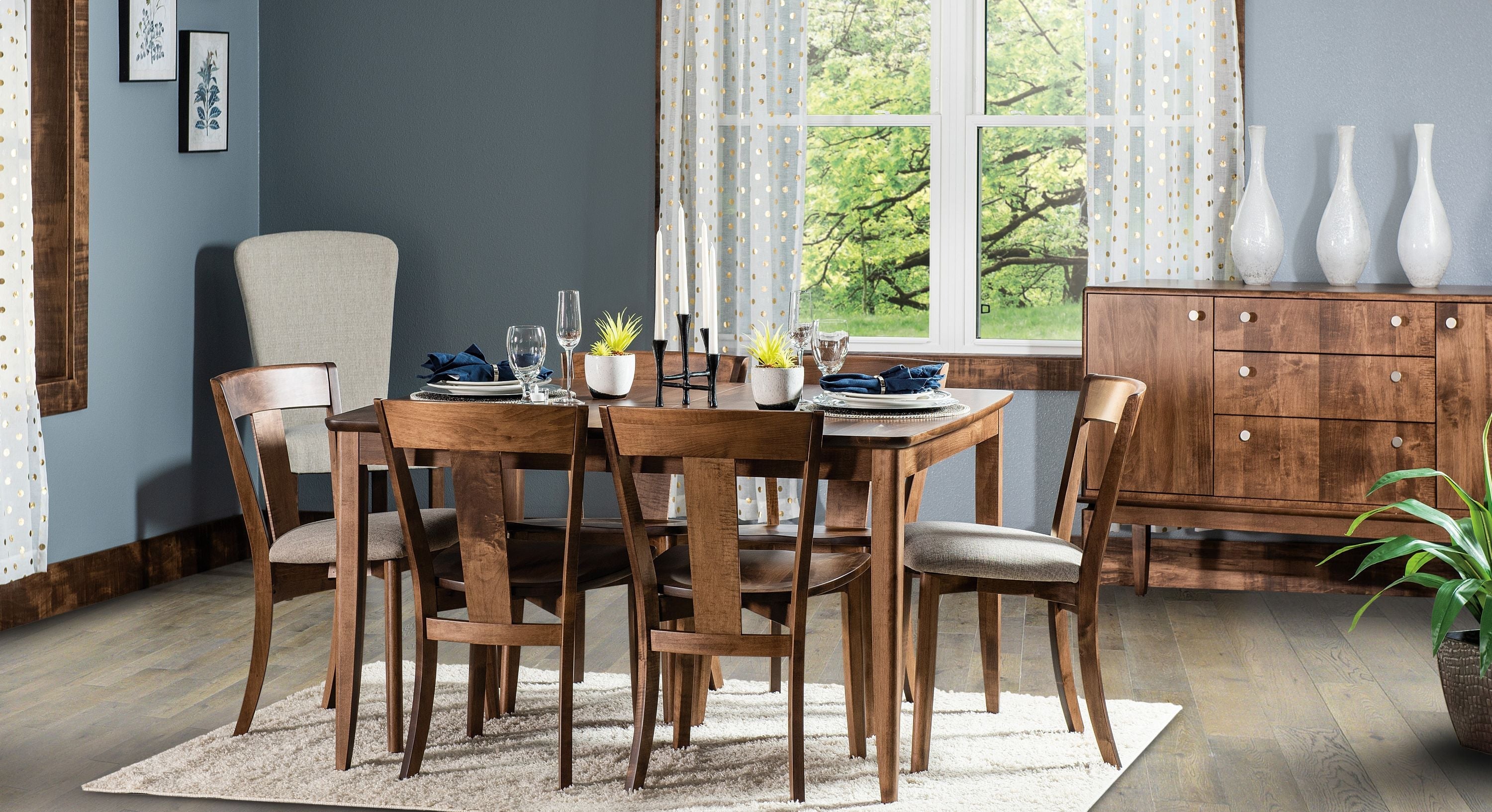 Amish Handcrafted Dining Tables