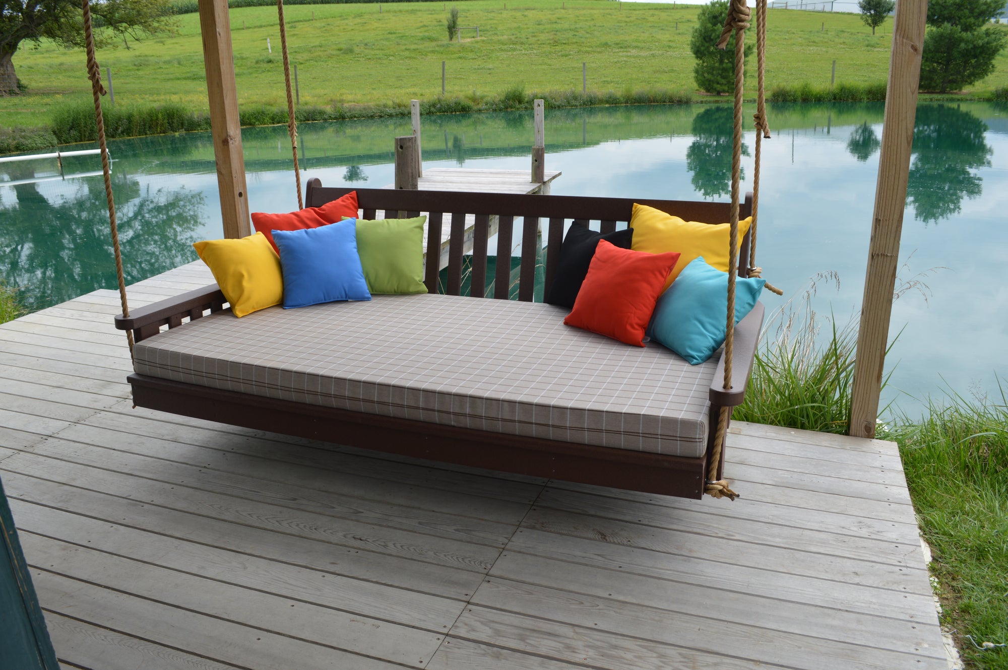 6' Poly Outdoor Twin Traditional English Swing Bed 