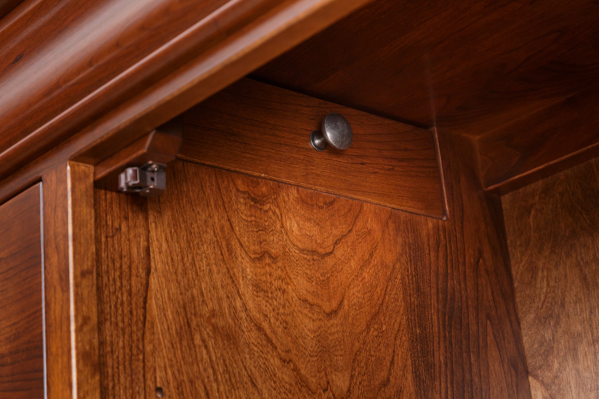 Chateau - Hardwood Amish Door and Drawer Chest (71 Inches High)