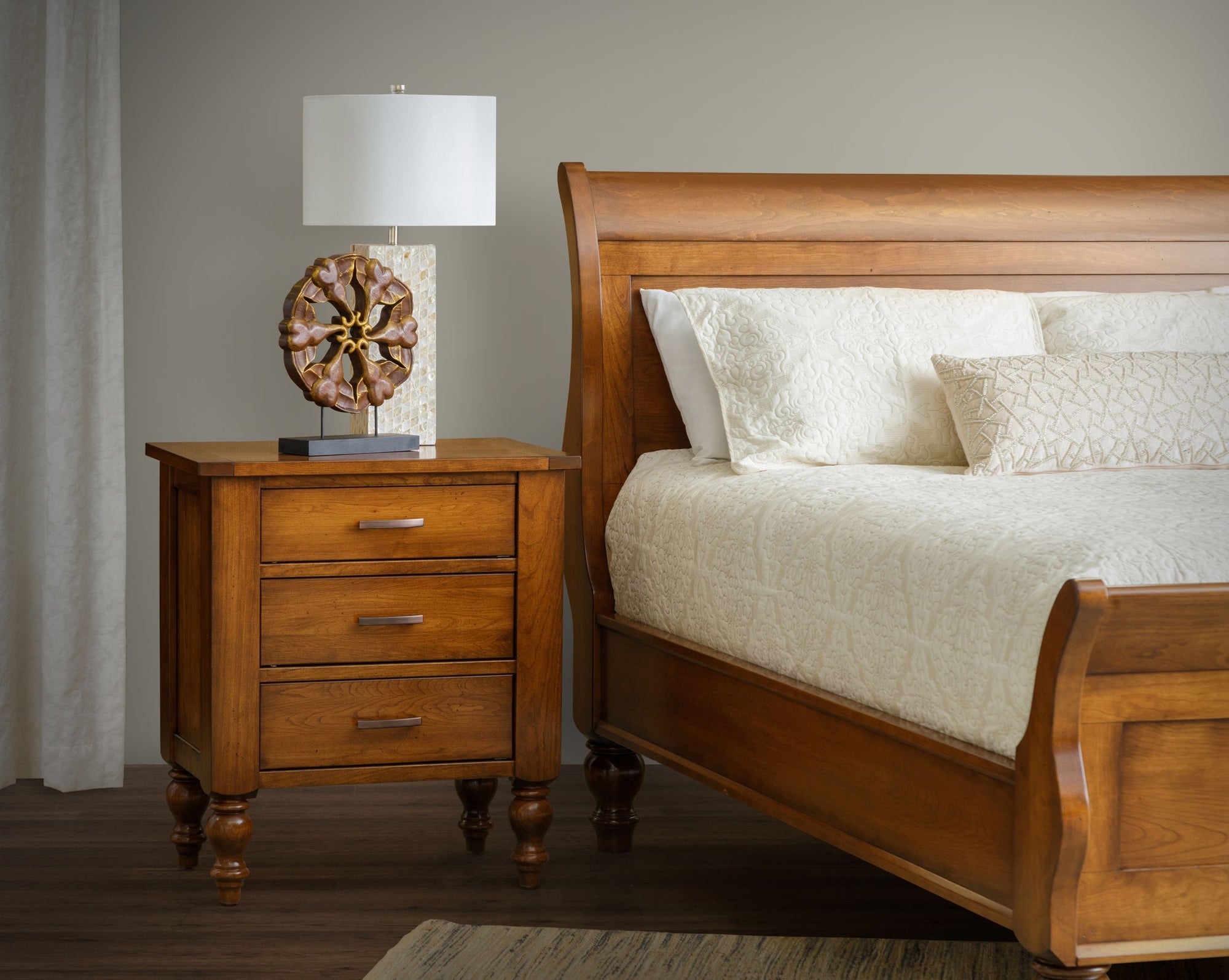 Canyon Creek - Hardwood Amish Bedside Chest