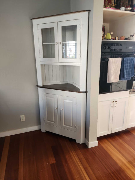 Amish Farmhouse Corner Cabinet (SHIPS OUT IN 6-10 Weeks)
