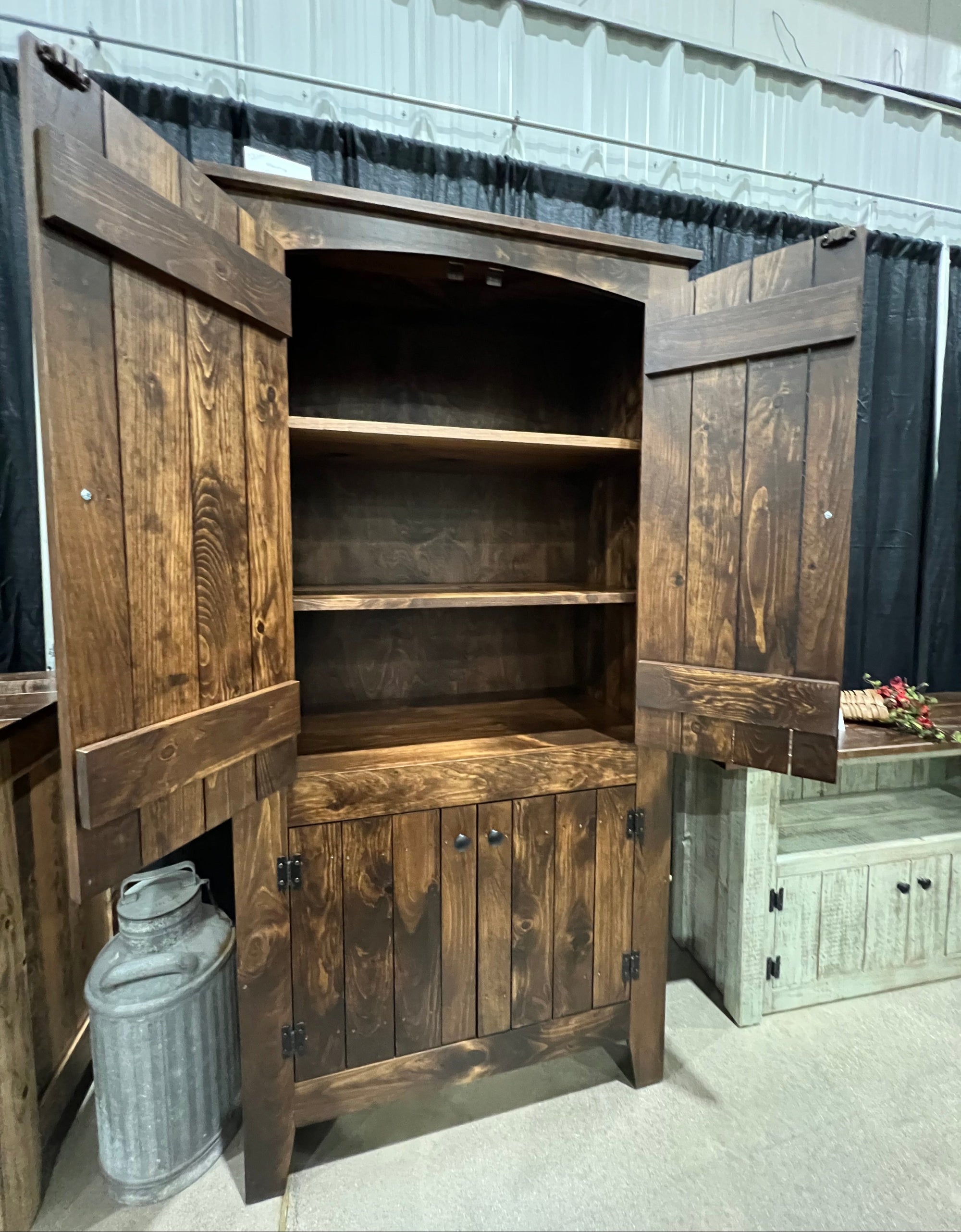 Amish Handcrafted Rstic Style Pantry Cabinet - Interior