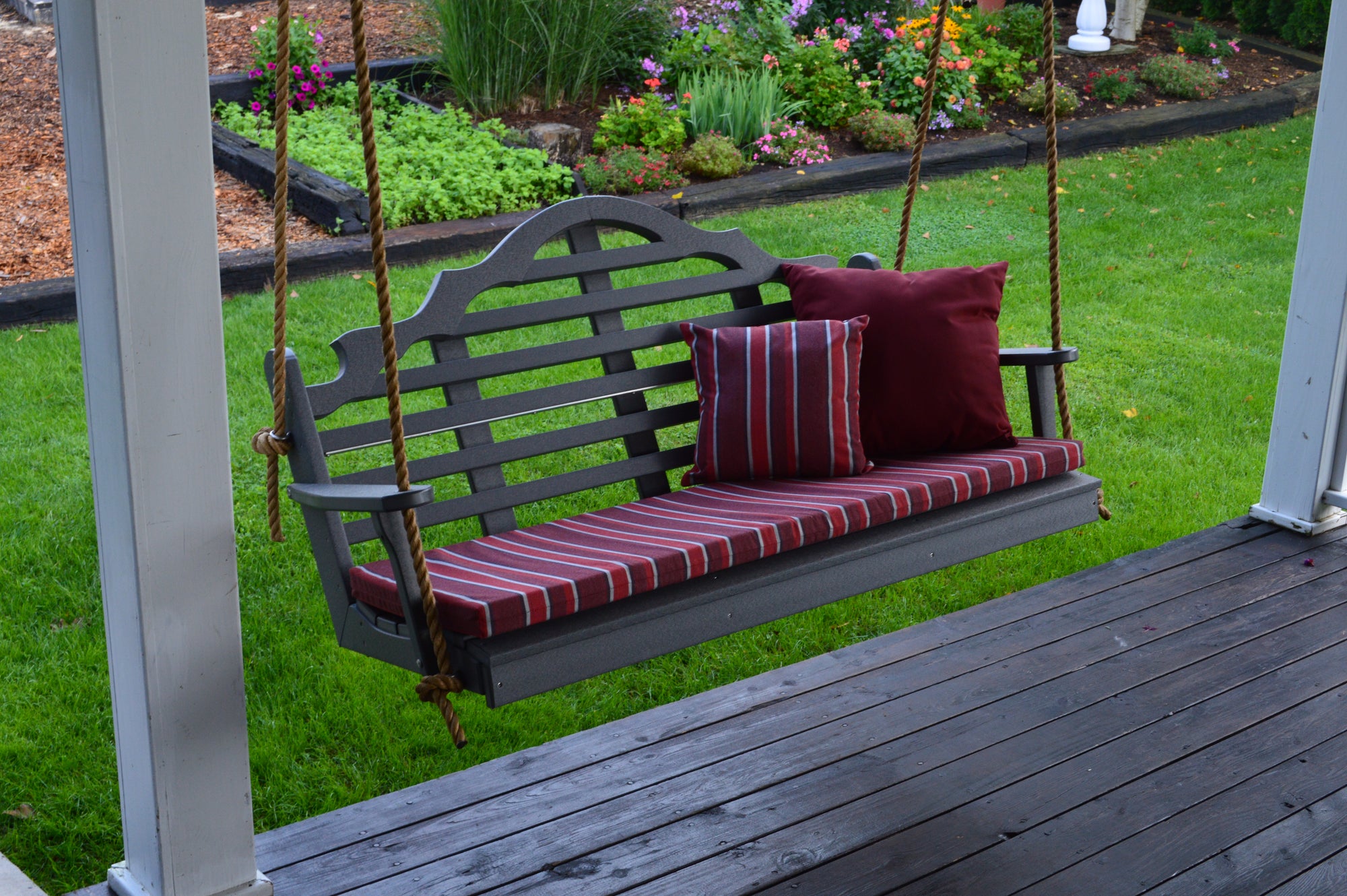 5' Poly Marlboro Swing Bed - Dark Gray