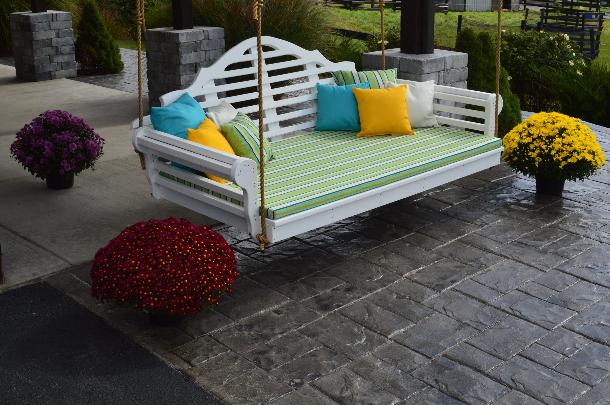 6' Poly Twin Marlboro Swing Bed