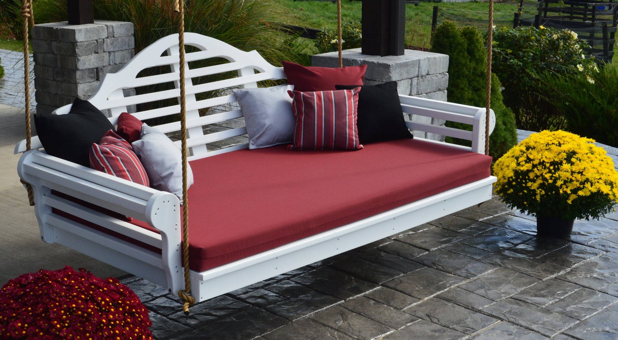 6' Poly Twin Marlboro Swing Bed