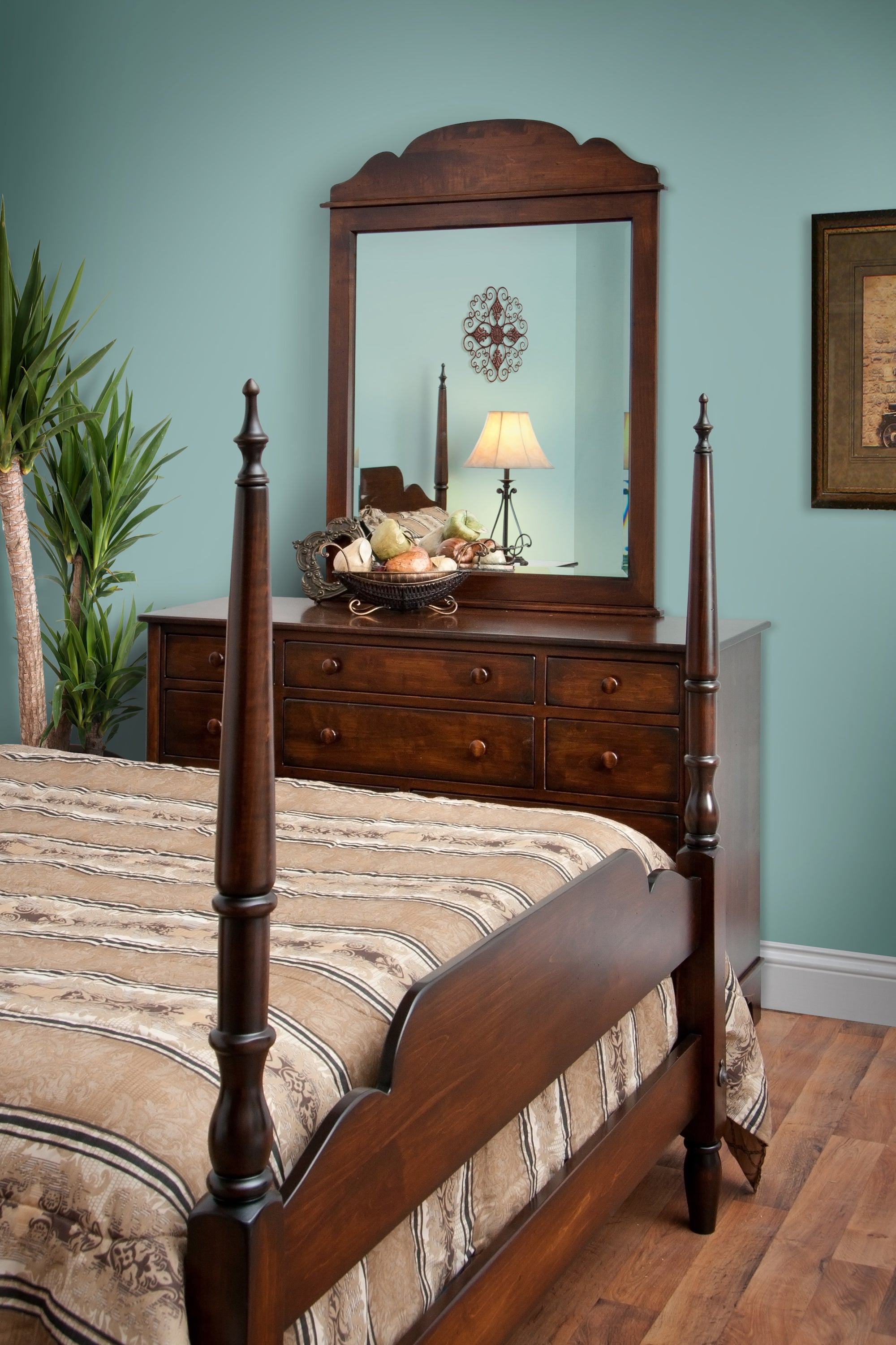 Yorktowne - Amish Hardwood Bedroom Set