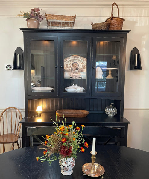 Lancaster - Shaker Style Hutch / Primitive Black Painted Finish