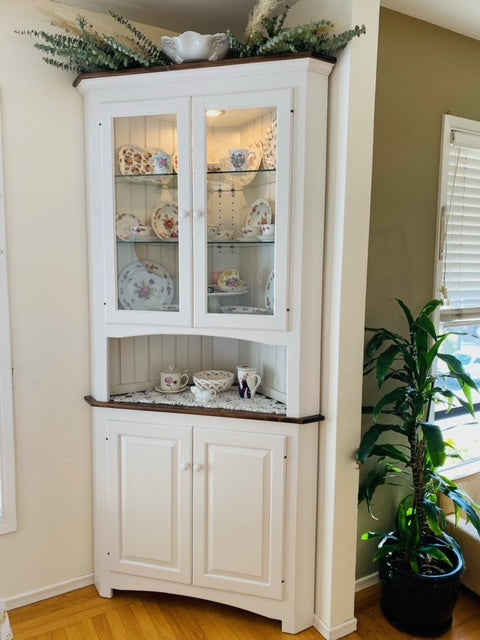 Lancaster - Amish Shaker Style Corner Hutch