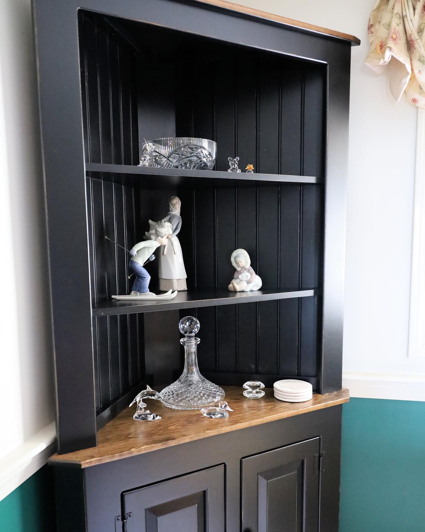 Lancaster - Amish Corner Cabinet with Open Shelves