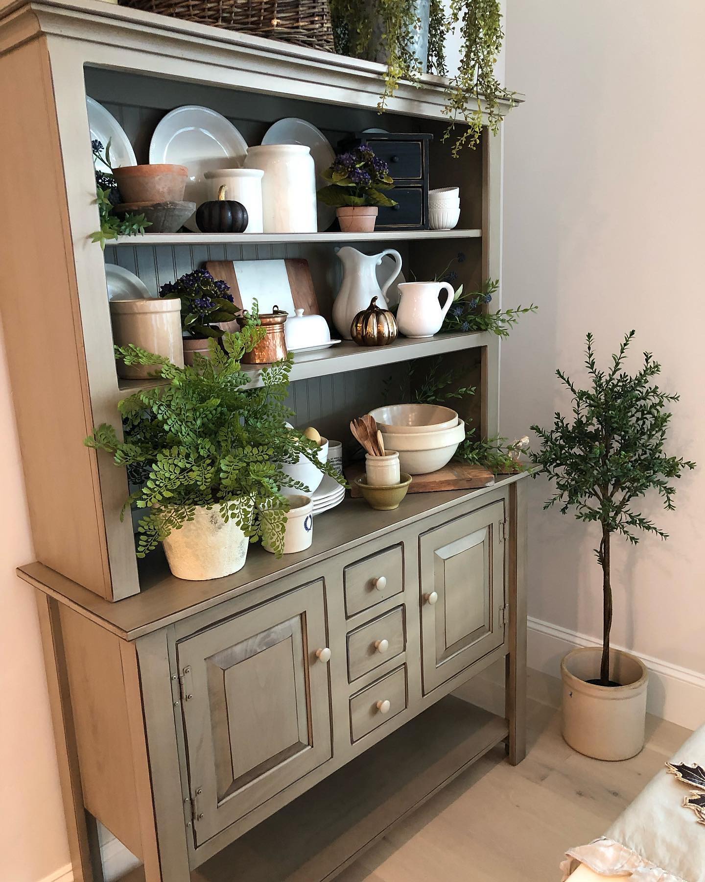 Sideboard with on sale open shelf hutch