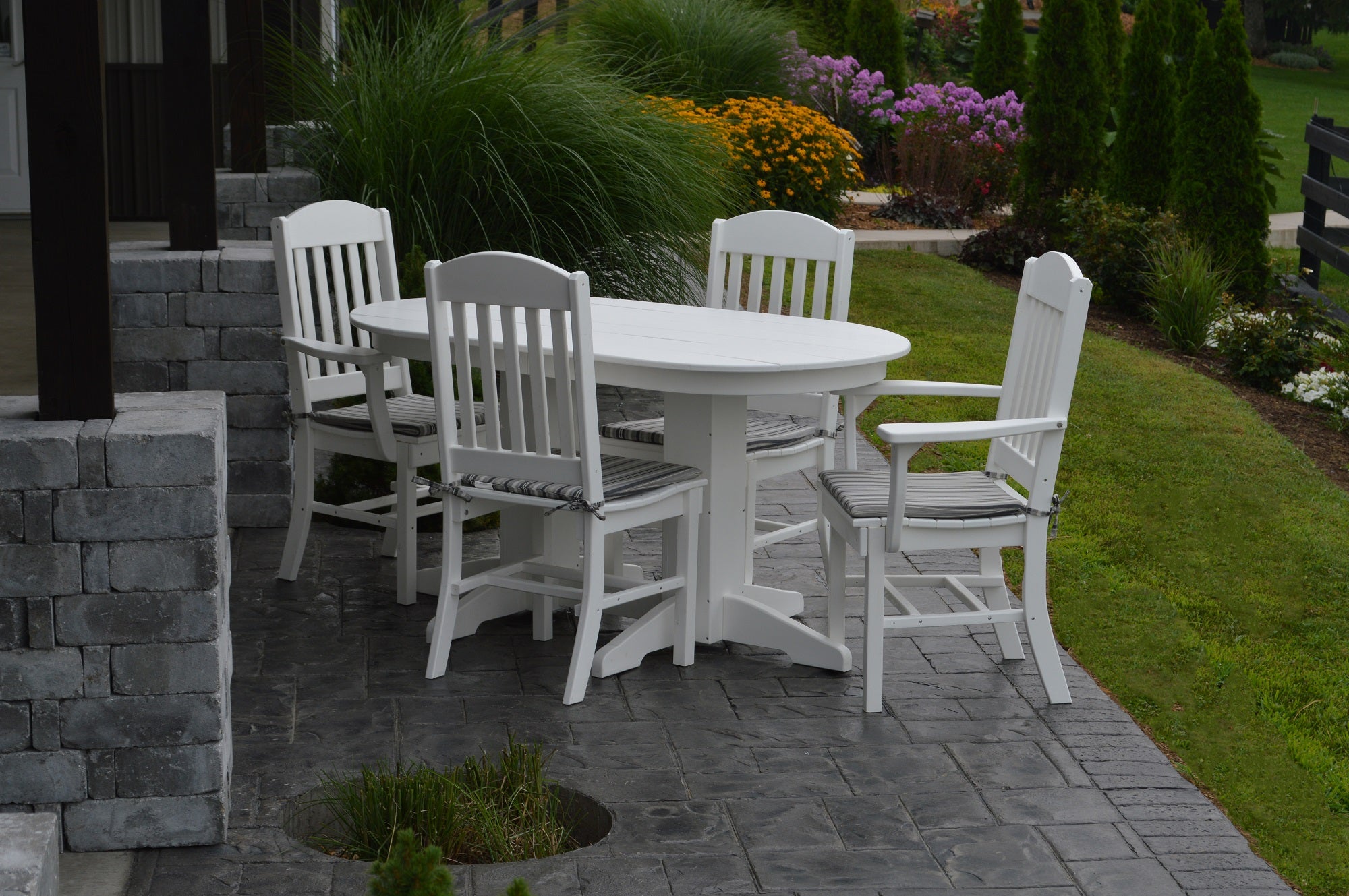 Poly Outdoor Classic Dining Chair