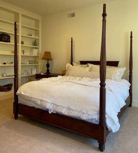 Dutch Pencil Post Bed / Cherry Wood / Tavern Finish