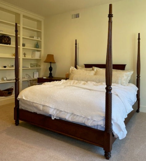 Dutch Pencil Post Bed / Cherry Wood / Tavern Finish